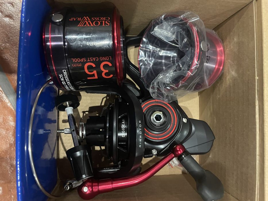 Conjunto Surfcasting Cana Katx e Carreto Dawia
