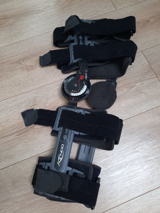 Innowacyjna orteza pooperacyjna - DonJoy X-ACT ROM Knee (zegar)