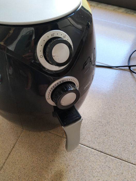 Vendo Air fryer da marca jocca