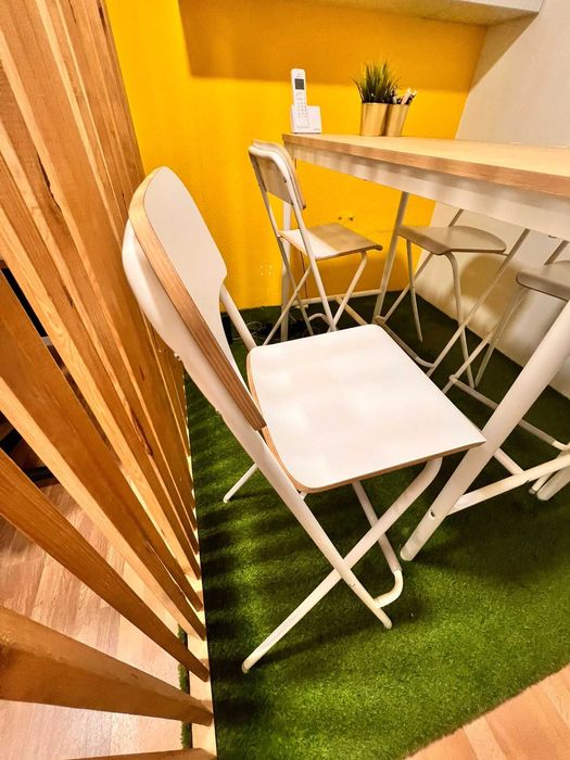 Mesa alta IKEA c/ 4 cadeiras