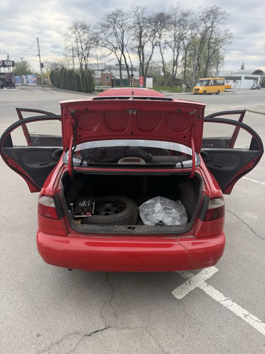 Daewoo Lanos 1.5 бензин 2008 року