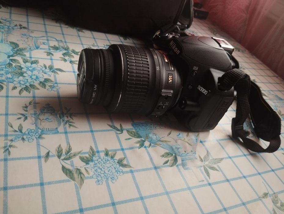 Фотоапарат Nikon D3100