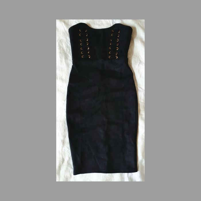 Платье Oh Polly из плотной ткани