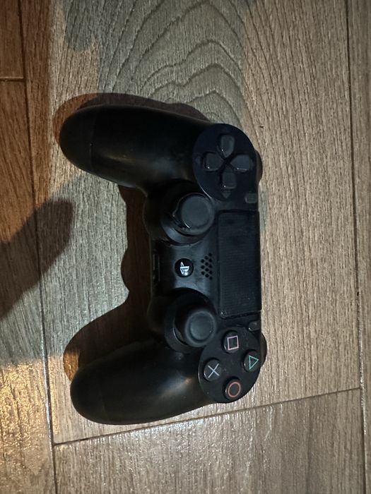 PlayStation 4 slim pro 1T