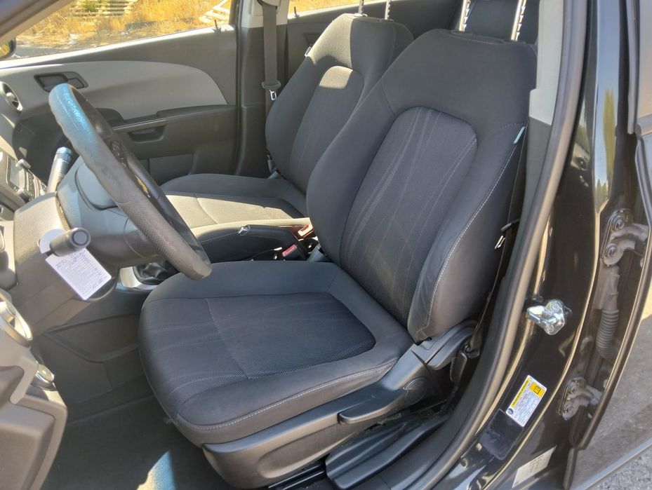 Chevrolet Aveo 1.2 Gasolina ano 2012