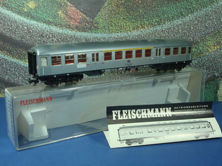 Fleischmann H0 5121 - Carruagem 1ª/2ª Classe "Silberling" "DB"/ Usado