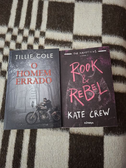 Livros, alguns como novos