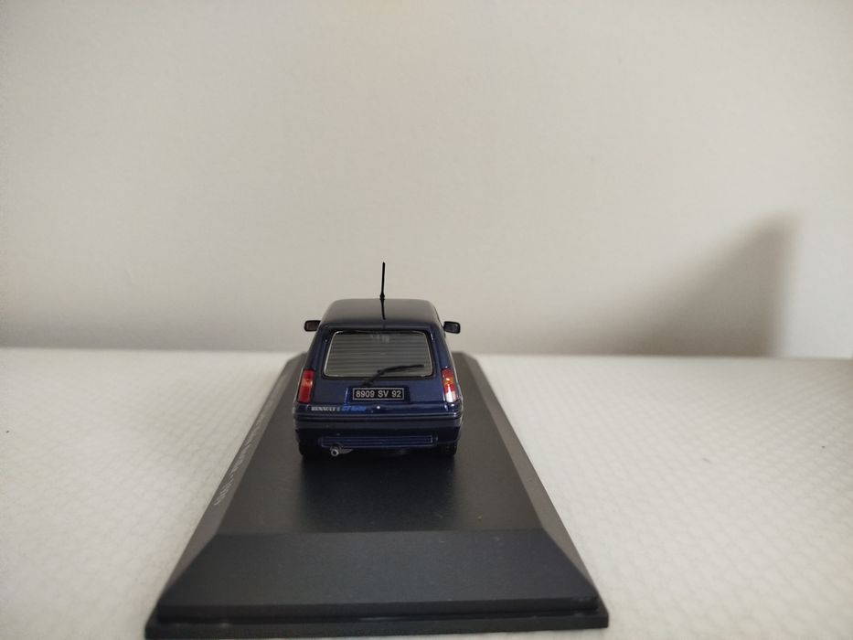 Miniatura Renault 5 GT Turbo 1/43 Nova