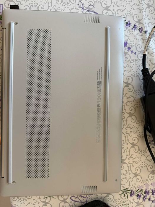 Portatil HP 14-em007np 14" 16GB RAM 512 GB