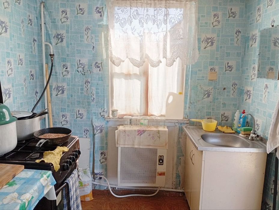 Продаю  будинок в інгульському районі .