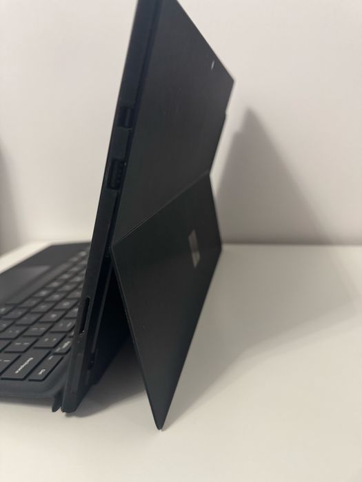 Microsoft Surface Pro 6