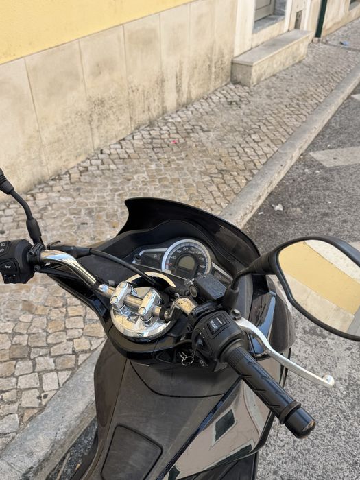 Honda PCX 125 – Excelente Estado