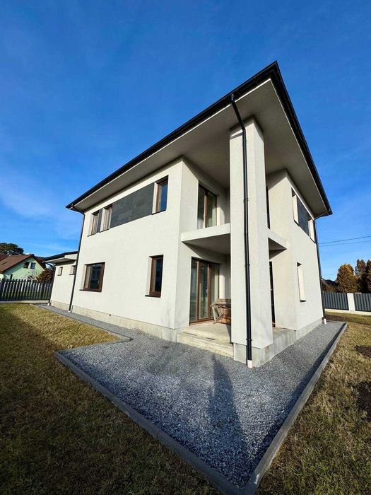 Продаж будинку смт. Брюховичі