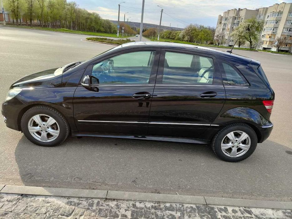 Mercedes-Benz B-Class B 180