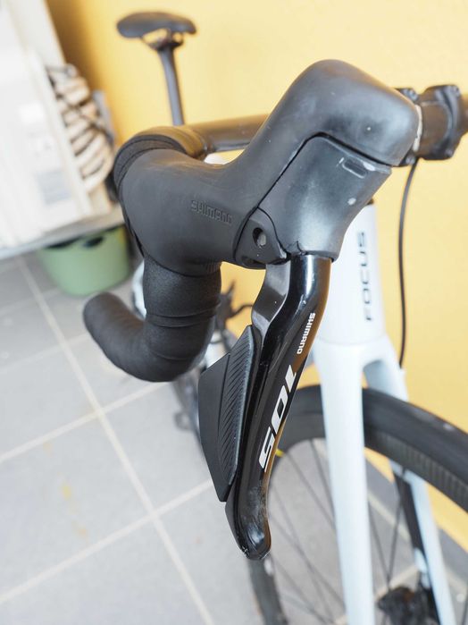 Bicicleta estrada Izalko Max 8.6