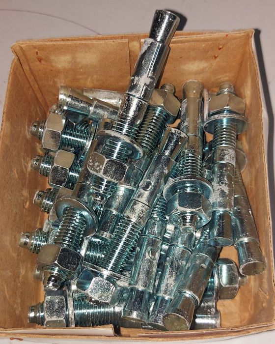 Oportunidade Buchas expansivas M12 90mm para betão urgente para desocu