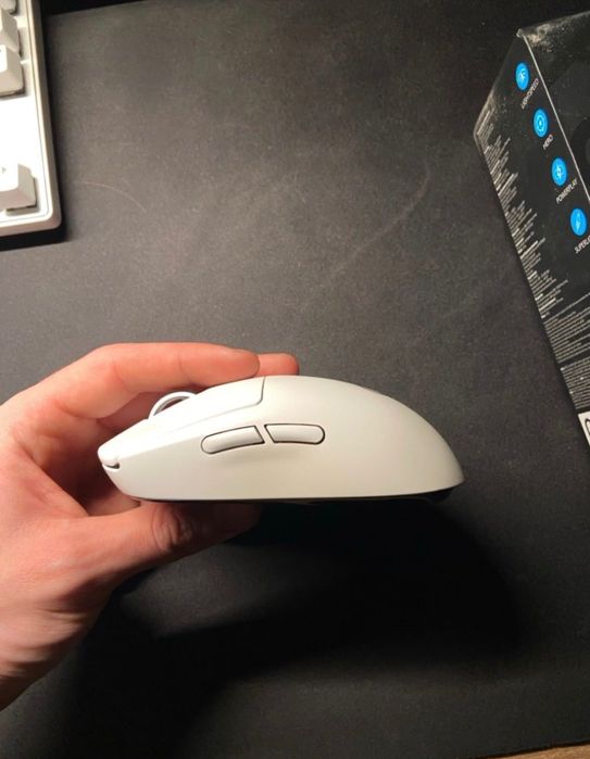Logitech G Pro X Superlight white