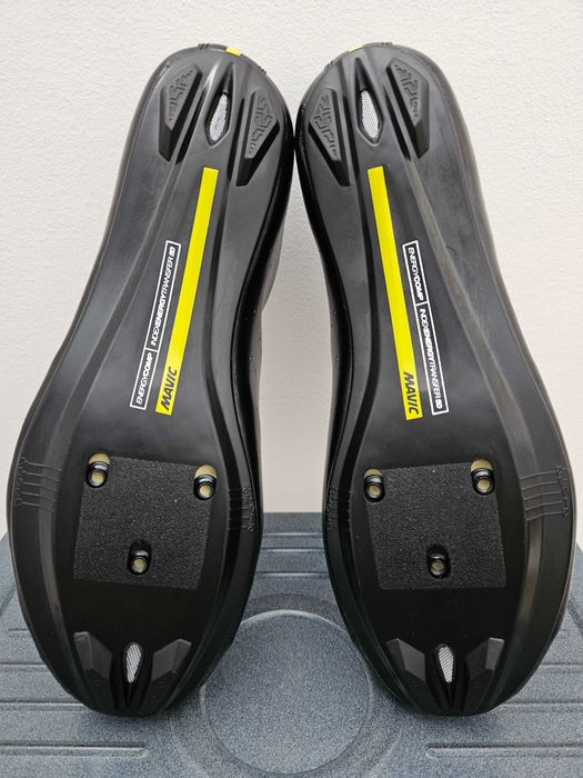 Sapatos AGU / Fizik / Mavic / Spiuk n°43 (Novos)