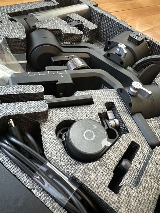 Gimbal DJI Ronin-SD combo pro