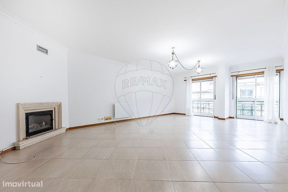 Apartamento T3 para arrendamento