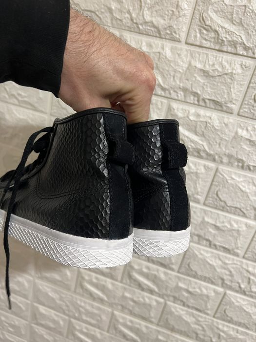 Кеди adidas кросівки