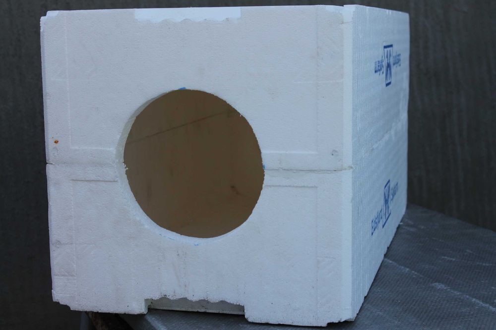 Домик, будка для кошки, собачки.