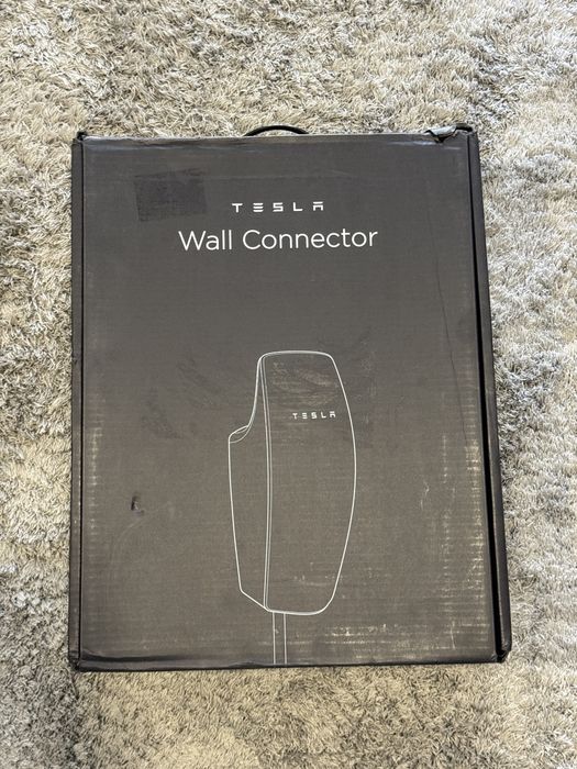 Tesla Wall connector 7 метрів. Нова, оригінал є 2 шт