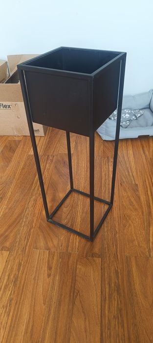 Doniczka metalowa czarna loft