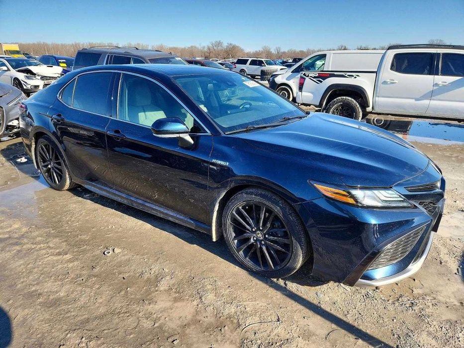 2021 TOYOTA CAMRY XSE