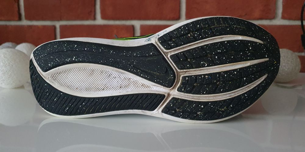 Adidasy Nike r. 35,5