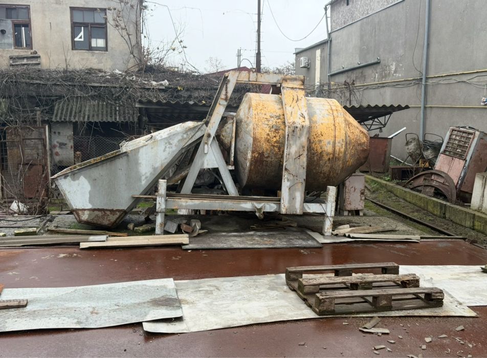 Продам бетономешалку Алжирка