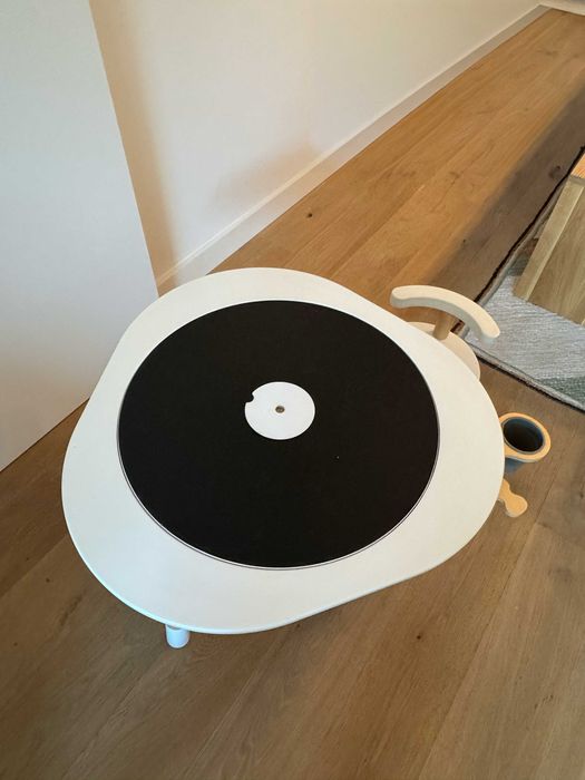 Mesa de jogo multifuncional Stokke MuTable