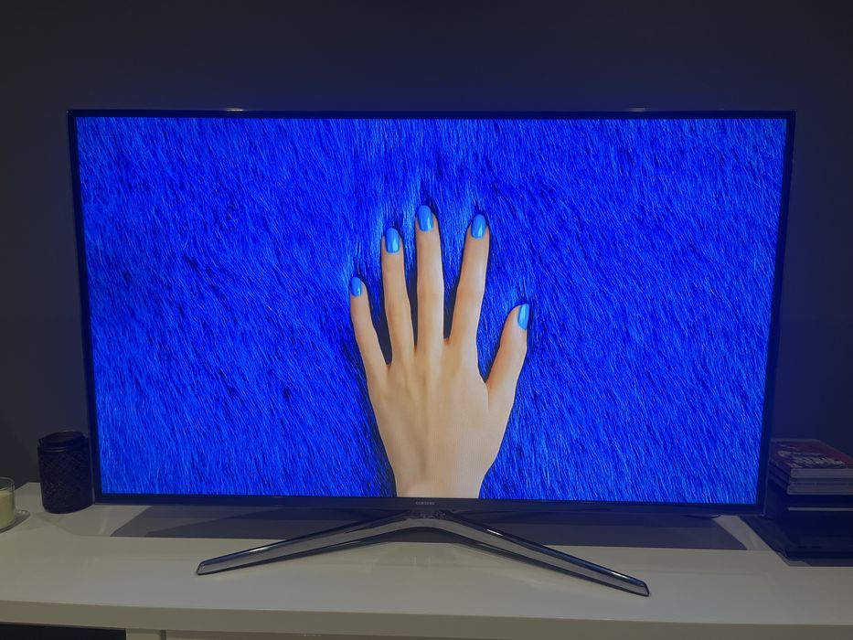 Sprzedam telewizor Samsung Smart TV 48” Full HD 3D – model UE48H6400AW.