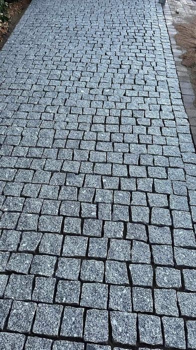 Calcadas e  muros pedra