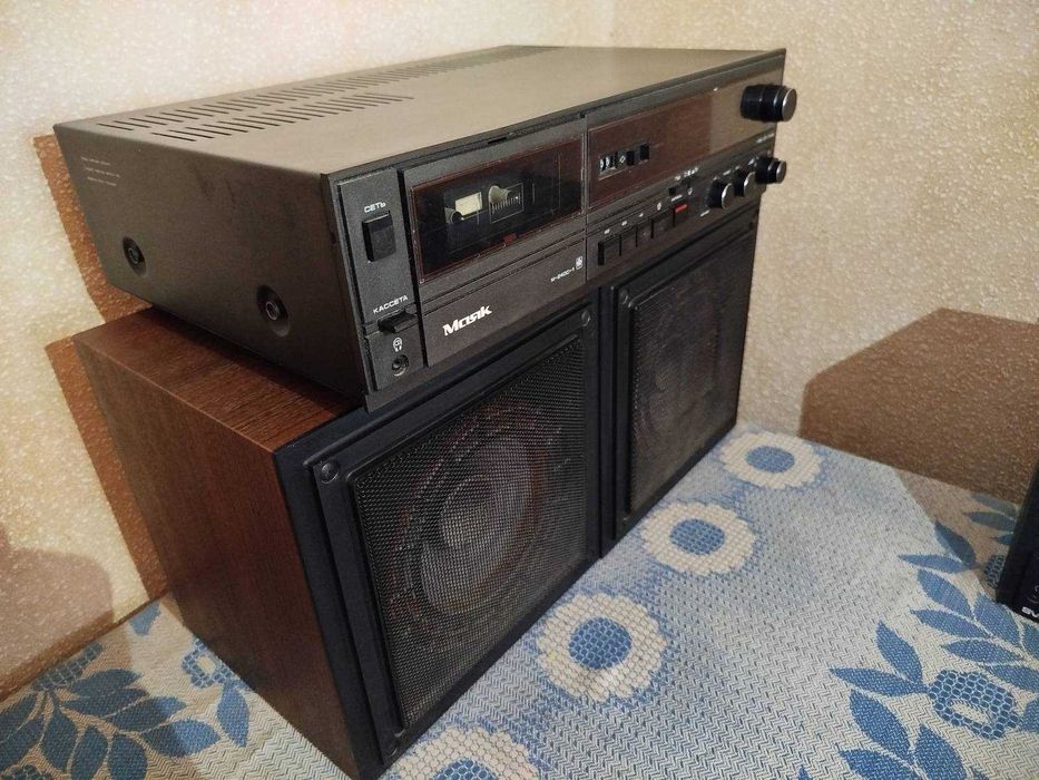 Магнітофон Маяк М-240С-1 з колонками