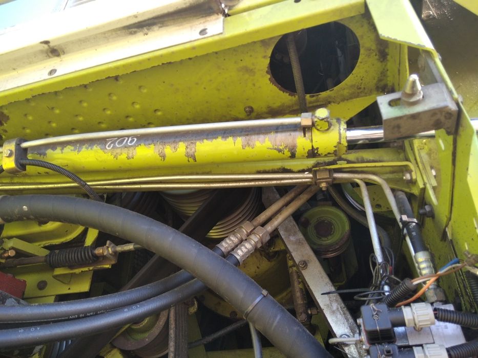 Продам комбайн Class 1118