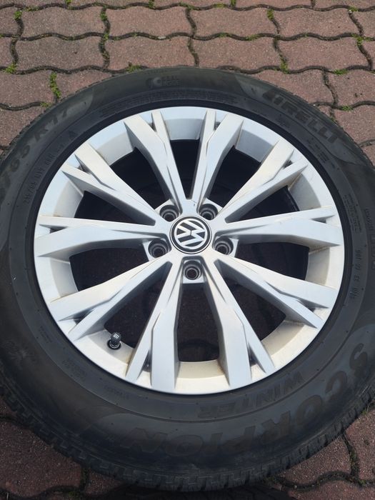 Orginalne WV Tiguan alufelgi 17 cali
