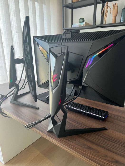 Gigabyte AORUS F127Q-P 2K 165Hz Monitor64284593347585123