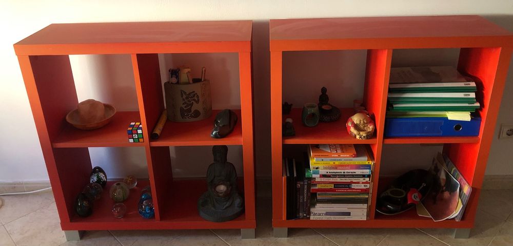 Móveis Modulares Vermelhos