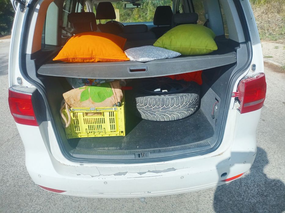 Volkswagen Touran 2012 gas natural, automatic, 5 lugar