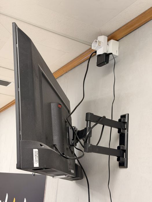 Smart TV Xiaomi 32" – Completa + Suporte Articulado