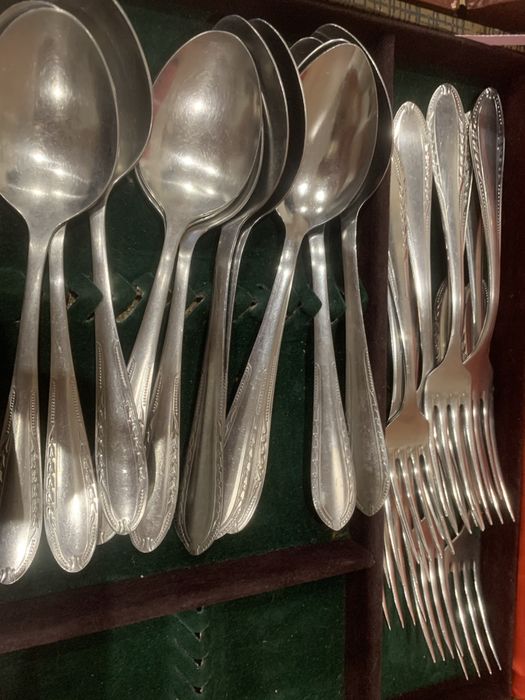 Столові прибори з нержавійки