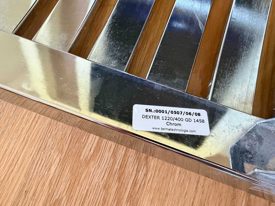 grzejnik łazienkowy Terma Dexter Chrom 122 x40 cm