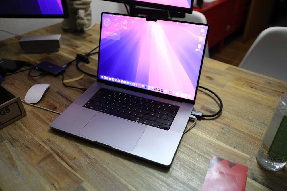 MacBook Pro 16" (2021) M1 Pro | 16 GB RAM | 512 GB SSD |Excelente Estado