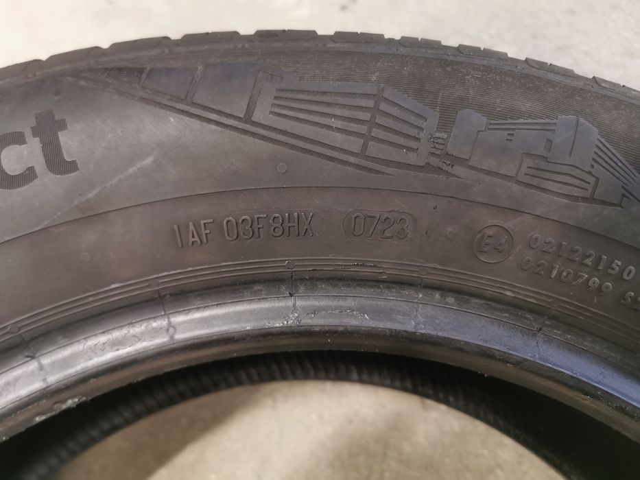 Para opon 205/60R16 96H Continental AllseasonContact