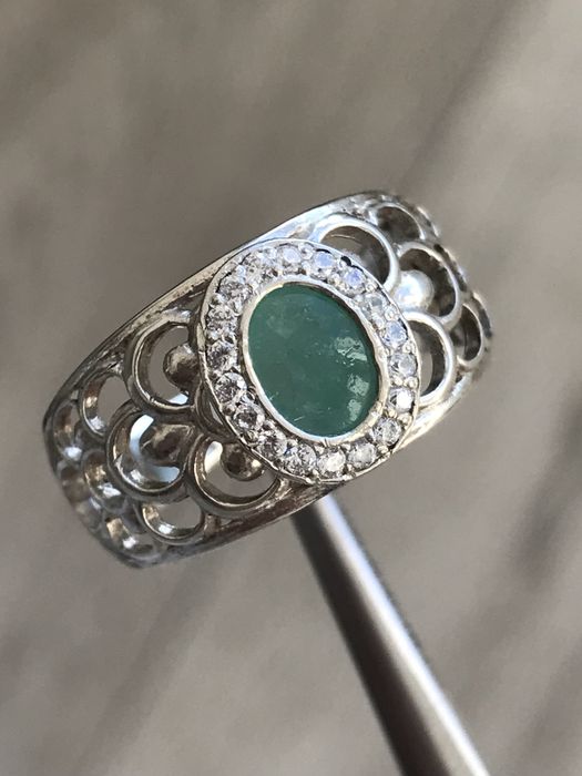 Кольцо изумруд серебро
