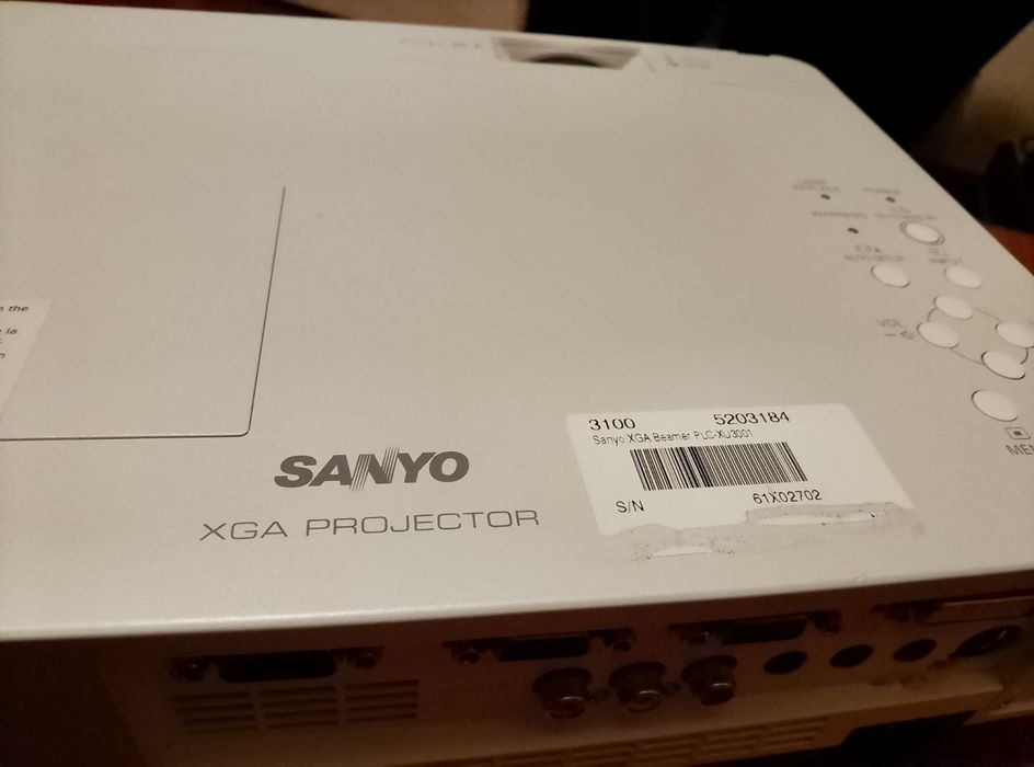 Проектор Sanyo PLC-XU3001