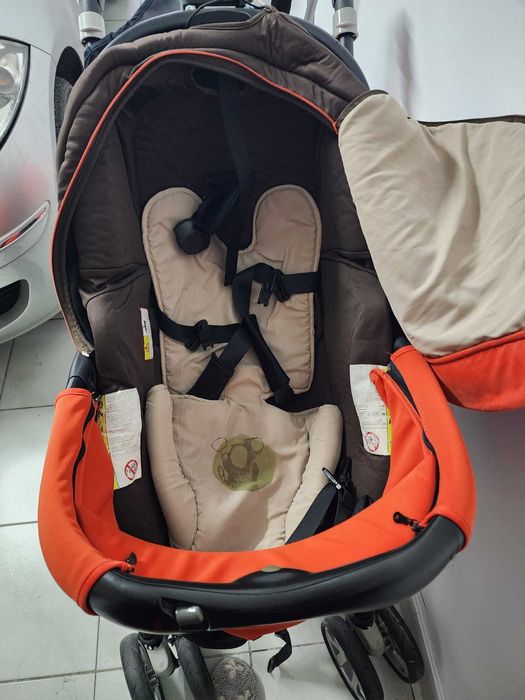 TRIO Carrinho JANE e Ovo/ alcofa Matrix Light