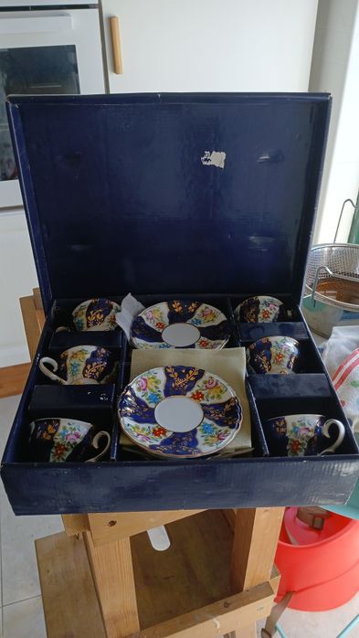 Conjunto de 6 chávenas em porcelana