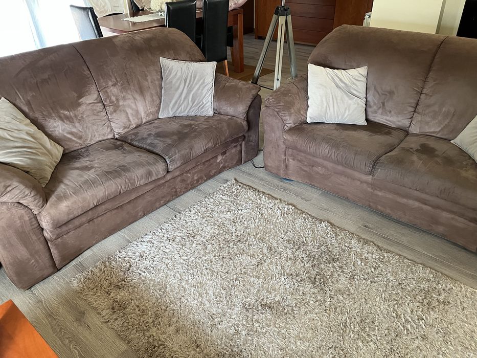 Sofás Castanhos (3+2)